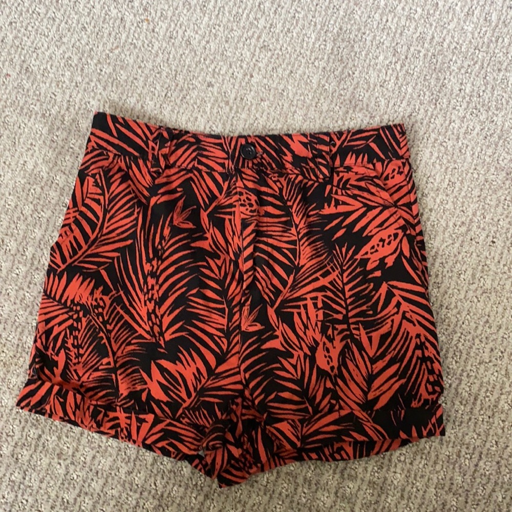 Palm Leaf Print Shorts!